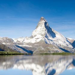 Felsbestattung im Gebirge